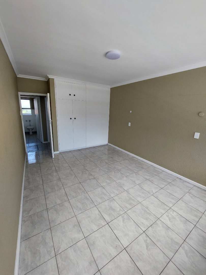 To Let 2 Bedroom Property for Rent in Claremont Western Cape